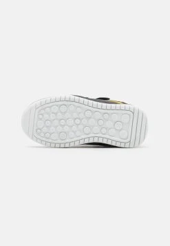 Tout neuf ✔️ Excellente qualité Friboo BATMAN - Baskets montantes 🌟 sneakers rond kids ❤️ -Fiboo Style Magasin 25235c7f34144c6bb7278b1ecf756c70