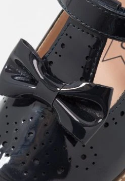 Remise 👍 Remise En Ligne Friboo Babies ballerines rond kids ⭐ -Fiboo Style Magasin 886d436277dc422391f5d494c4561f30